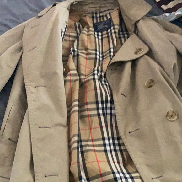 COPY - Burberry trench coat